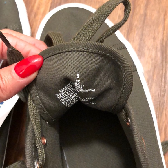 Bundle of Old Navy Canvas Shoes - Picture 3 of 8